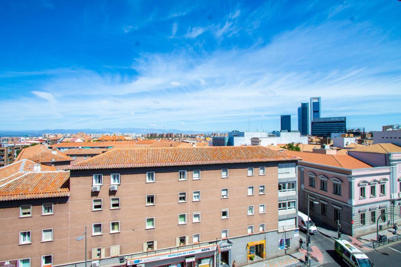 Apartamentos Castilla Luz Business Madryt Zewnętrze zdjęcie